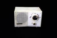 Radio Fifties Kleine buizen radio met aparte vorm